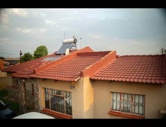 5 BEDROOM HOUSE FOR SALE IN THULANI